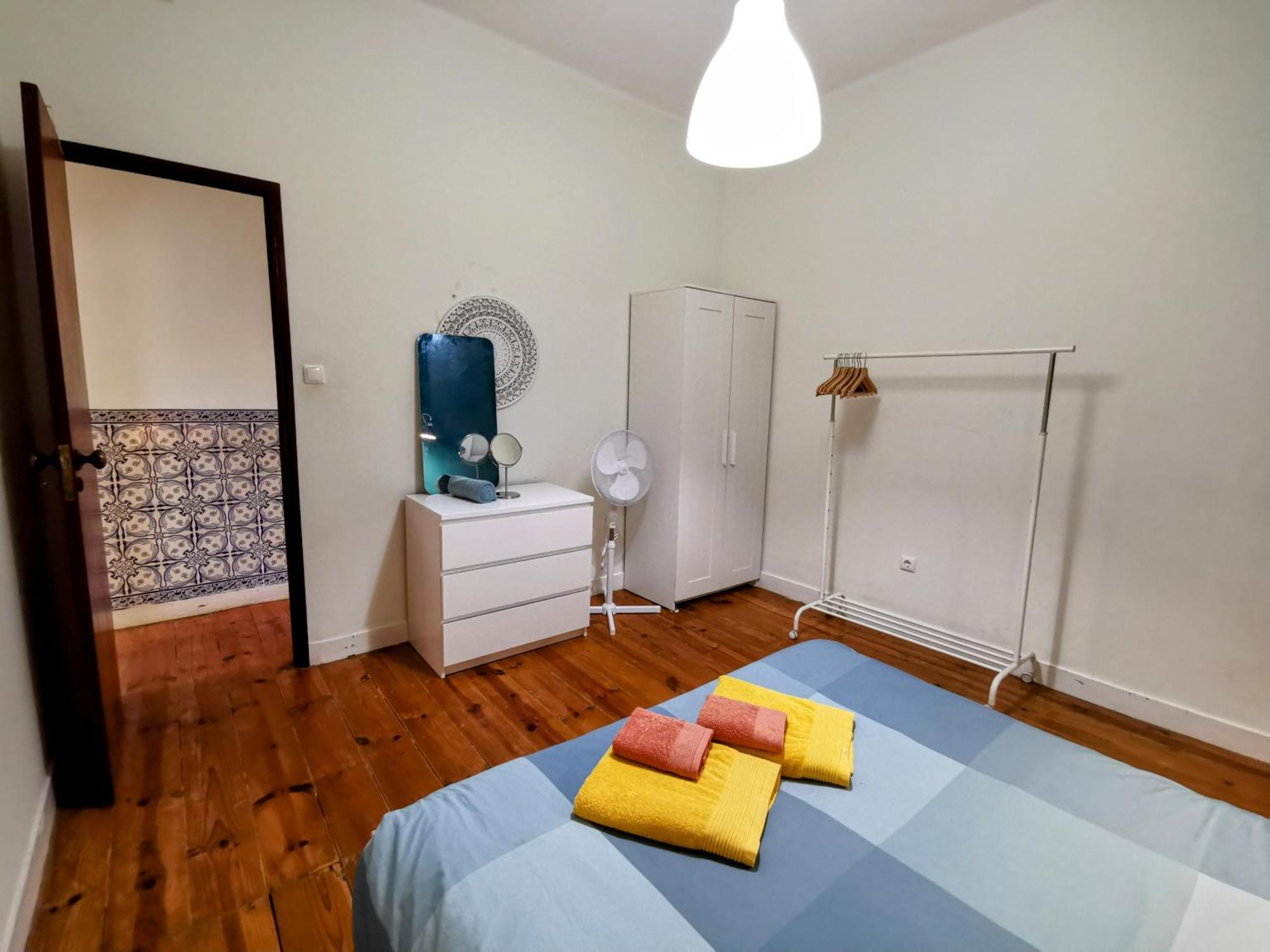 Tradicional Portuguese Apartment Lisbon Bagian luar foto