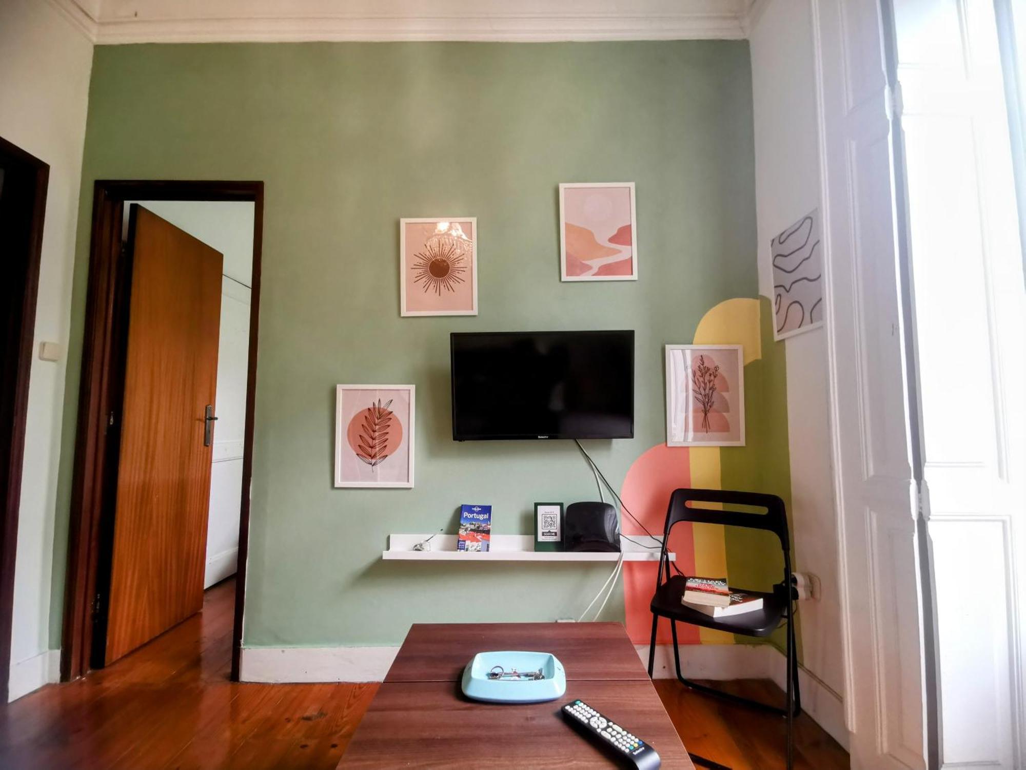 Tradicional Portuguese Apartment Lisbon Bagian luar foto